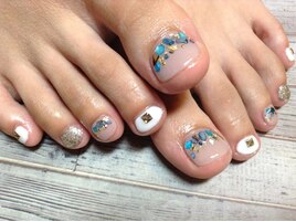 シェルフットネイル