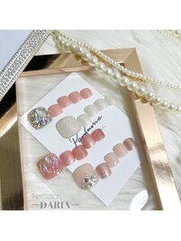 フットにも可愛いワンホンネイル