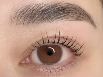 サラアイ(sara)の写真/【アイブロウスタイリング×パリジェンヌ】でモテ可愛い◎お客様のなりたい目元へ。［玉造/まつげ］