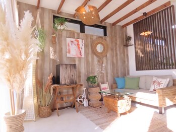 -Private Resort Salon-Lily. 【リリー】