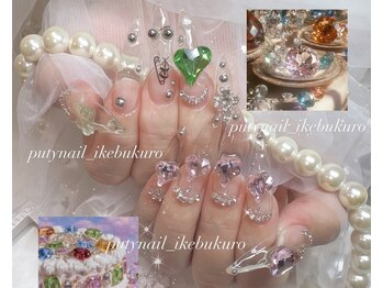 宝石箱みたいなクリアネイル♪