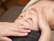 ソラ(Sora)/フェイシャルリンパ施術風景