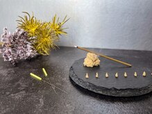 サロン ド ハリッシュ(Salon de HARISH)/当院はひねりもぐさのお灸使用◎