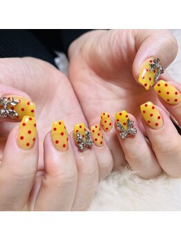 ネイルゼロワン 神戸(NAIL01)/個性的ドットネイル