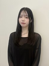 アイラッシュ&ネイル レーヌ池袋 (Reine) Higa Ryuka