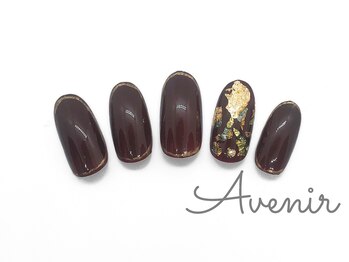 アヴィニール 表参道(Avenir)/大人ゴールド×レッドネイル