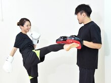 本気の整体 町田店/楽しく簡単！キックボクササイズ