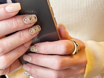 アイネイルズ 梅田店(I nails)/シンプルジュエリーネイル¥10700