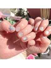 シーラブリ(Cloveli)/お花デザインネイル