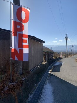 ポノ(Pono)/こちらの旗が目印です！