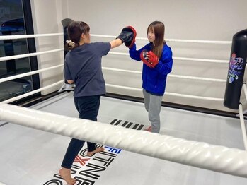 サンスリーフィットネスボクシング(33FITNESSBOXING)の写真/アットホームなトレーニング現場◇1人での体験緊張する方は2人以上での体験もOK！無料体験もあり◎