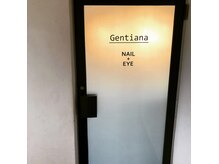 ゲンティアナ(Gentiana)の雰囲気（こちらの扉からお入りください♪）