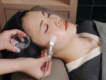 ミエリア美容鍼灸院(mielia美容鍼灸院)の写真/顔のl構造を知り尽くしたmielia美容鍼！医療連携で独自開発「幹細胞培養液×美容鍼」で月一肌育成！