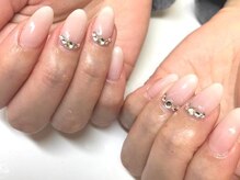 ネイルズスタイル(Nails Style)/淡いグラデーションで繊細に