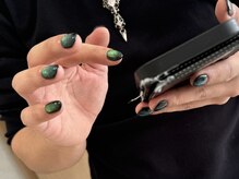 ロエン 西岡崎(ROEN)/マグネットネイル