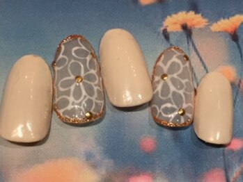 ネスト(Nest)/レースフラワー（￥６５９０）