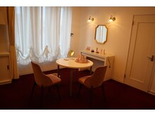 ヤクルトビューティエンスサロン 津福サロン/カウンセリングブース