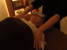 チル(Chill.)/深眠タッチセラピーヘッドスパ 4