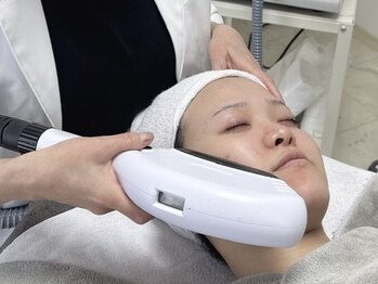ボータン 恵(Beau Temps)の写真/何年も隠してきたお肌のお悩みに本気で向き合いませんか?30代後半～の徹底シミ改善!ウルトラ光トーニング