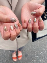 エム(em)/ベージュニュアンスネイル