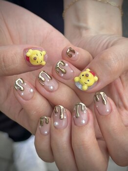 ネイルサイン ラフラフ(NAIL SIGN ROUGH LOUGH)/黄熊のひと時