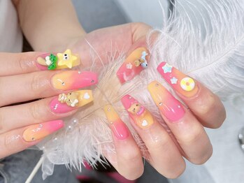 グロー ネイル(Glow Nail)/