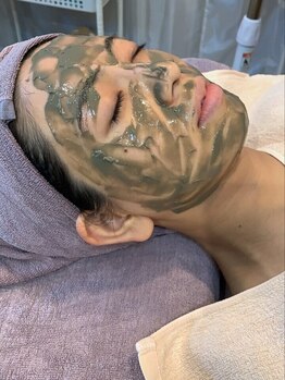 美容整体サロン 心斎橋の写真/あなたの理想の肌を手に入れませんか？毛穴吸引＋クレイパックシェービングの人気のケアがございます♪
