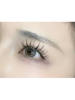 ボリュームのある目元にしたい