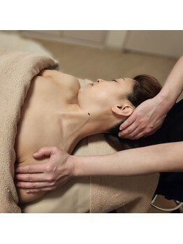 ぺたる(Petale)/デコルテマッサージ