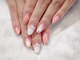 #春ネイル#丸フレンチ#お花