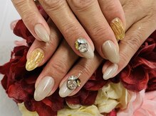 ダブルネイル(Double Nail)/【ほり】ミラー×Vカットネイル