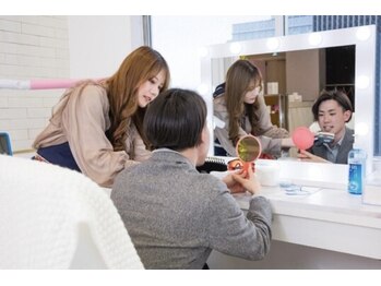 エクシアホワイトニング 静岡駅前店/メンズも大人気です◎