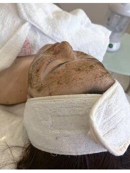 ビューティ スペース ルーチ(beauty space Luci)の写真/黒ずみ・ざらつきスッキリ◎毛穴集中ケア！つるんとした透明感、毛穴から整える！
