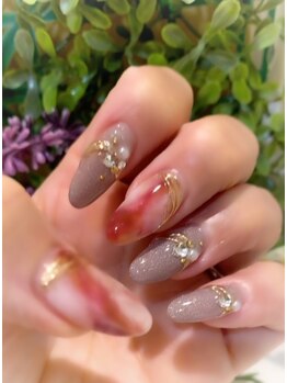 リュストゥール アンド フォンス(Lustr'e&fons)/ニュアンスネイル