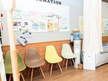 じん整骨院 湘南逗子本院/待合室♪