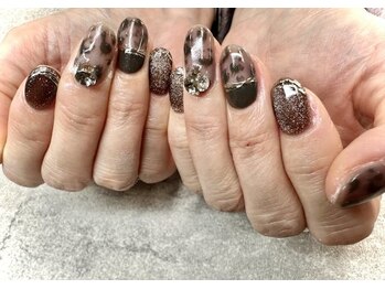 ネイルサロンファストネイルプラス 新宿店(FAST NAIL PLUS)/2025冬ネイル【アニマルネイル】