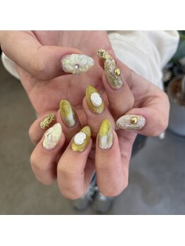 リヤン(Lien)/yellow nail