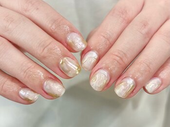 ブローチ(BRooCH)の写真/爪が短いから可愛いネイルはできない!?そんな時代はもう終わり☆短いからこそ叶う"かわいい"が急増中!!