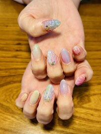 レインボーマーメイドネイル