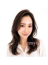 エミュー(emyu)&nbsp;YUKARI MORONAGA