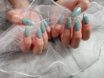 プティルアナネイルバイビュー(Petit Luana.N by V.I.E.W)/ホワイトミラー