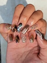 アモ(amo.)/ニュアンスネイル秋ネイル