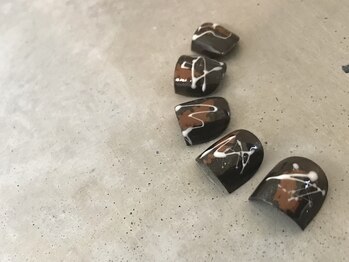 ネイルスミス(Nailsmith)/F抽象アートブラウン