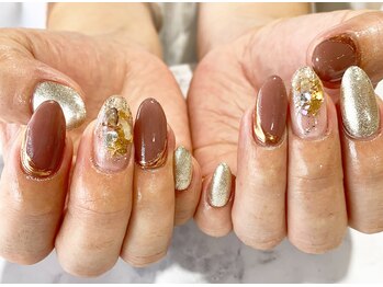 ブラウンネイル