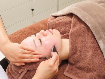 スリージー/脳洗浄施術(お顔)