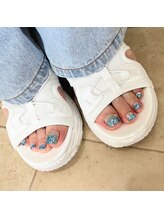 ブラン(blanc)/海デザインのフットネイル