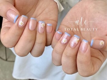 アテ(ate)/マーガレットネイル