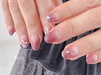 サロン ド エトワール(Salon de Etoile)/カシスグラデーション