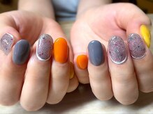 アミュリー ネイル アトリエ(Amury nail atelier)/ちぐはぐ ラメ アシメ 大人