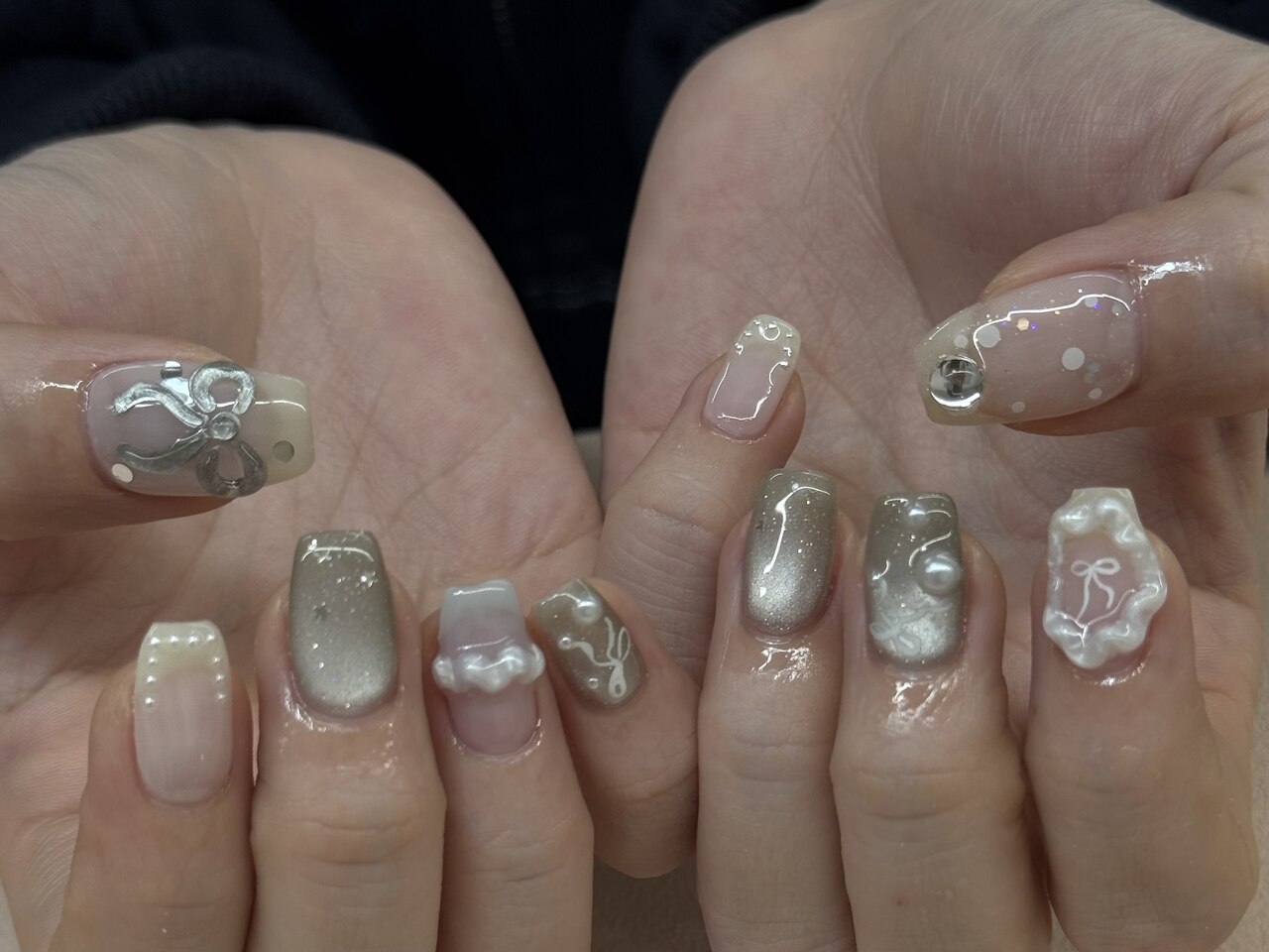 2026年冬トレンド】グレーのネイルデザイン集｜人気順｜118ページ目